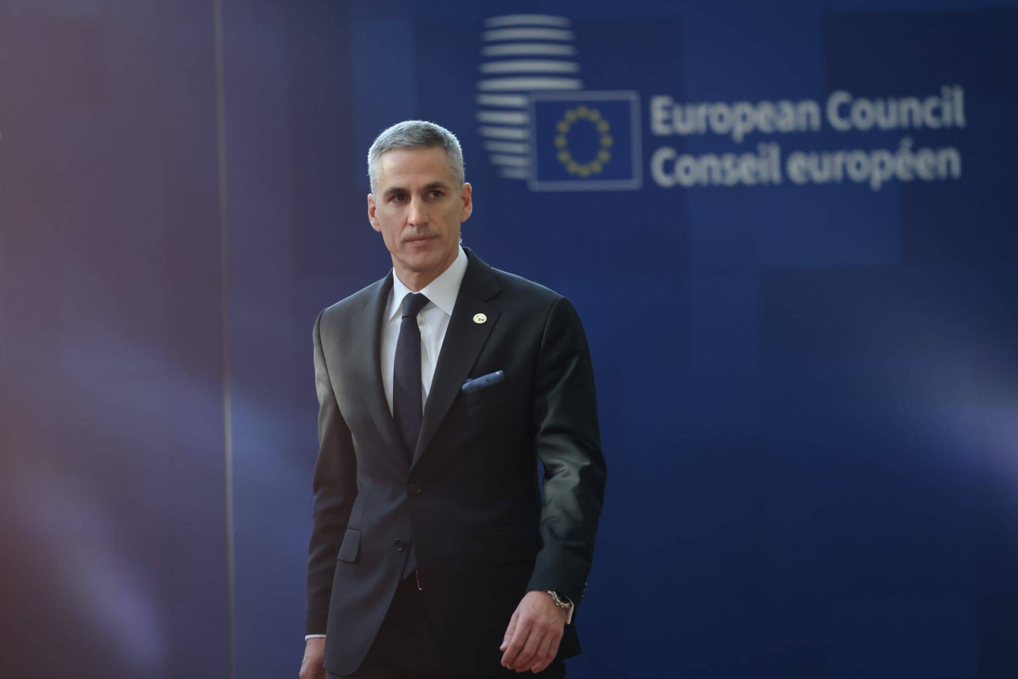 Служебният премиер Андрей Гюров на заседание на Европейския съвет